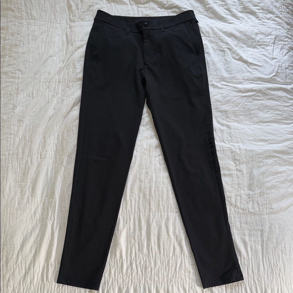 Men’s Lululemon Vent-light Mesh Slim Fit Commission Pant